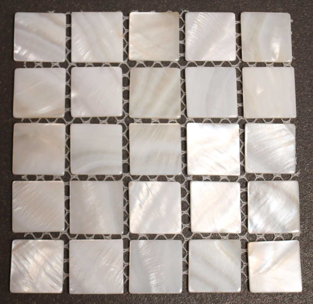 Nacre Blanc  2.5 x 2.5 cm, en plaque 