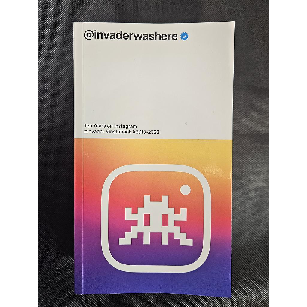 Livre @Invaderwashere