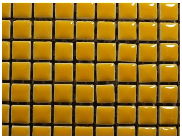 Micro Emaillée 9 x 9 mm n°40 Jaune Safran, par 100g