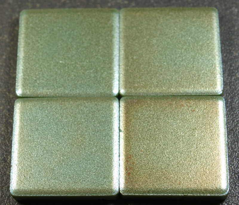 Mazurka Bronzoïde 2.5 x 2.5 cm, vendu à la pièce